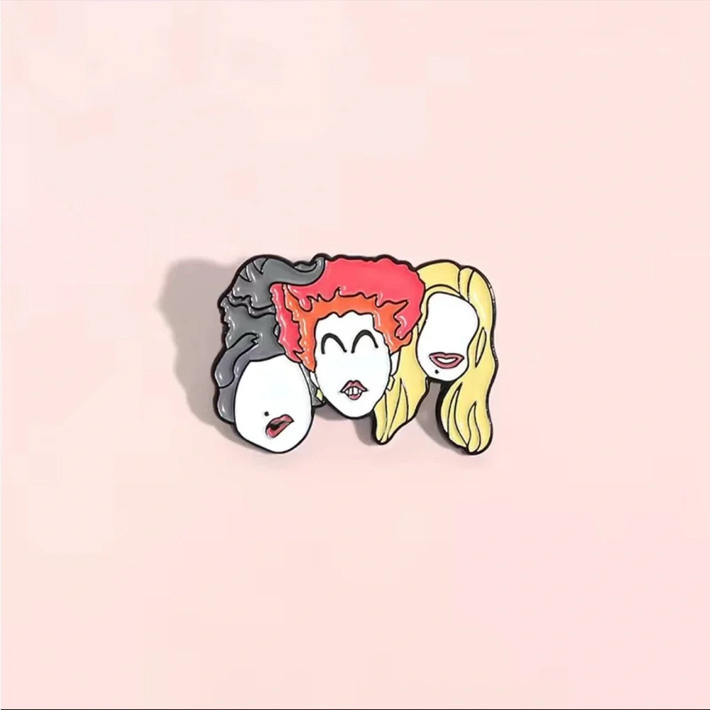 Hocus Pocus Pin - Picture 2 of 7
